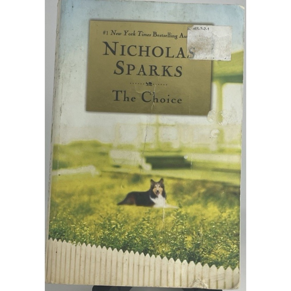 The Choice Nicholas Sparks Paperback Romance Novel Contemporary Fiction Book